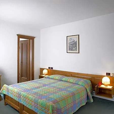 Hotell Antelao 3*